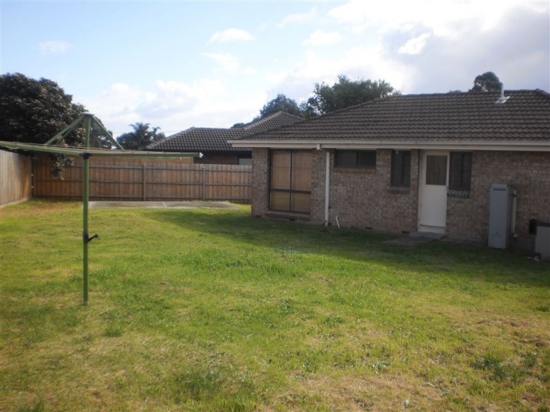 16 Tremaine Court, Carrum Downs VIC 3201