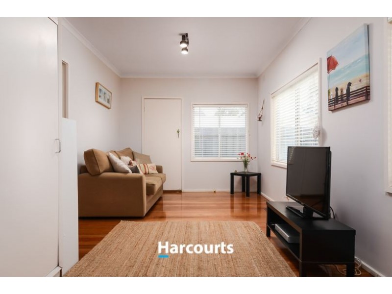 10 Admans Avenue, Seaford VIC 3198