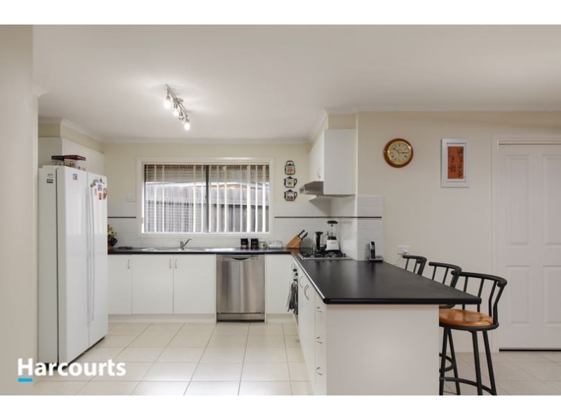 4 Ella Paige Place, Carrum Downs VIC 3201