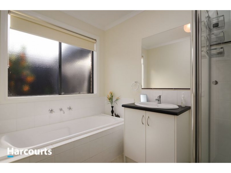 4 Ella Paige Place, Carrum Downs VIC 3201