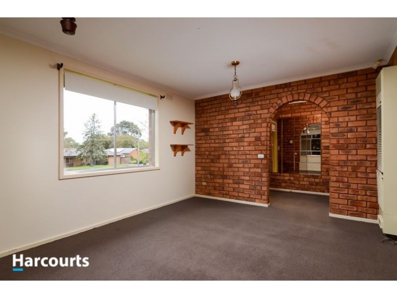97 Rosemary Crescent, Frankston North VIC 3200