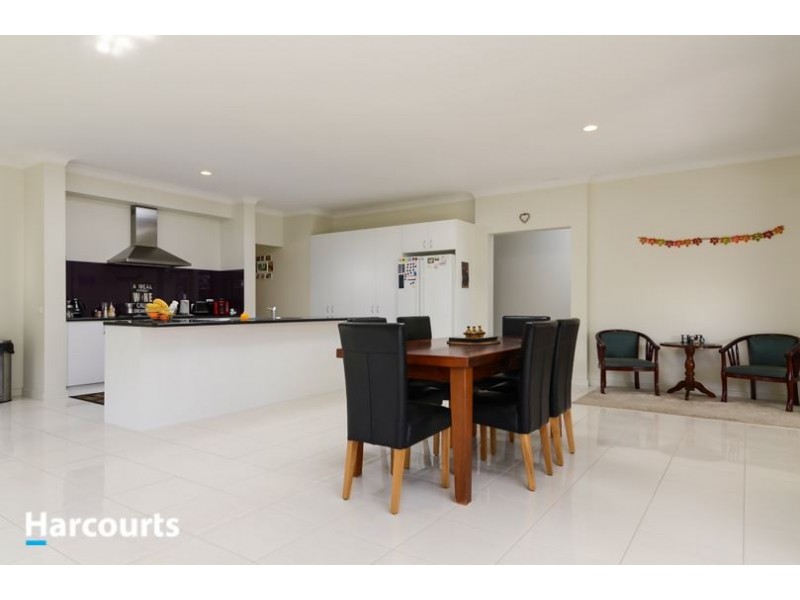 29 Austin Road, Seaford VIC 3198