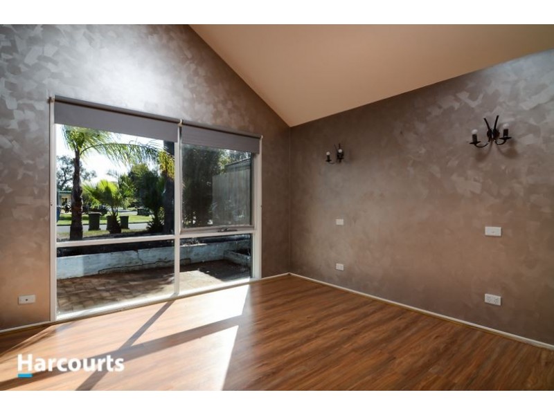 26 Whipbird Drive, Carrum Downs VIC 3201