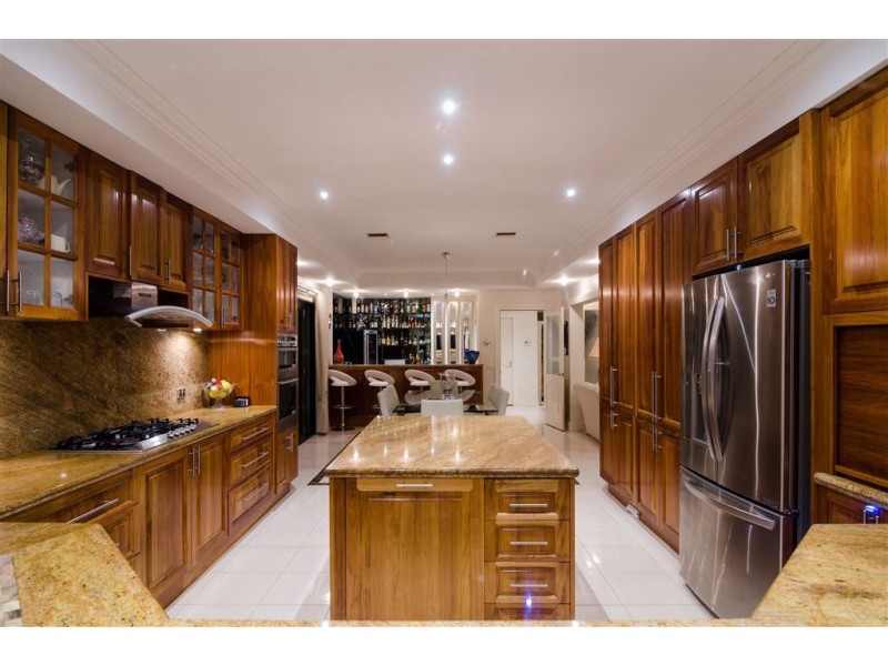 10 Kingsford Smith Court, Sandhurst VIC 3977