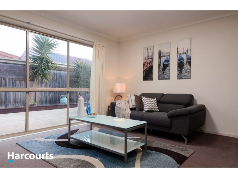 64 Herbert Road, Carrum Downs VIC 3201