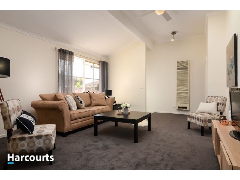 10 Sandfield Drive, Carrum Downs VIC 3201