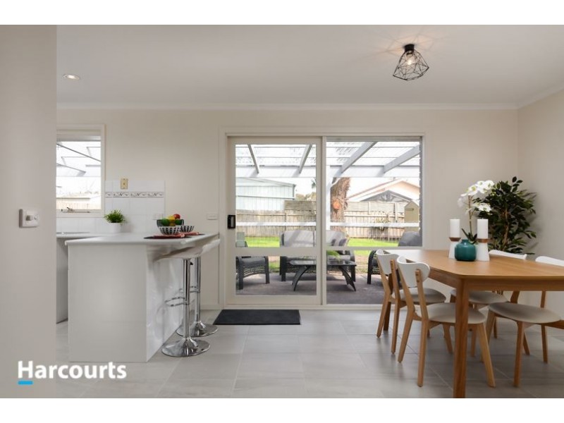 10 Sandfield Drive, Carrum Downs VIC 3201