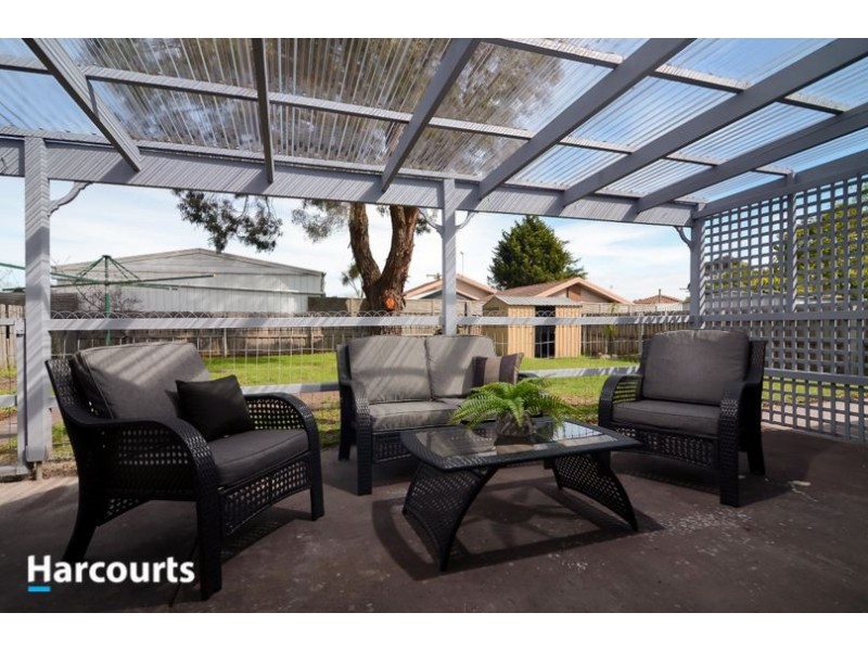 10 Sandfield Drive, Carrum Downs VIC 3201