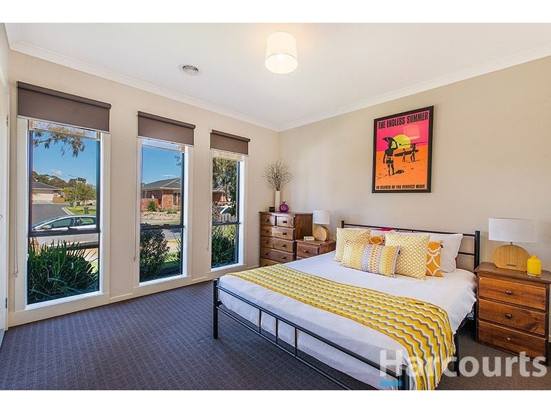 14 Trafford Road, Carrum Downs VIC 3201