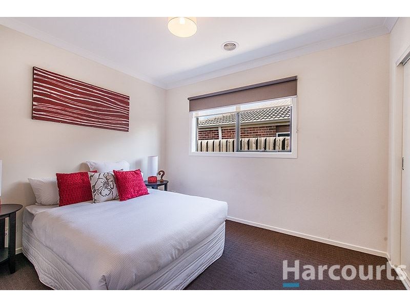 14 Trafford Road, Carrum Downs VIC 3201