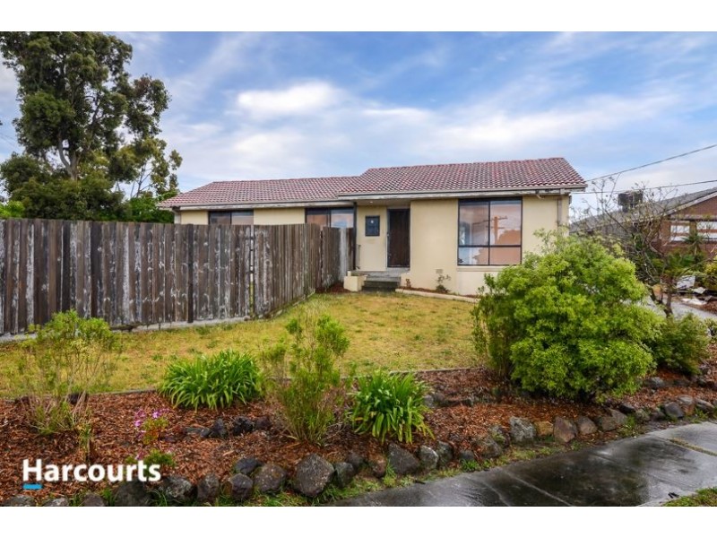 8 Honeysuckle Street, Frankston North VIC 3200
