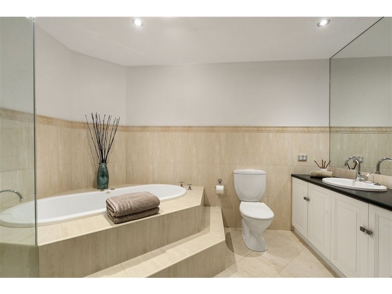 13 Southseas Place, Patterson Lakes VIC 3197