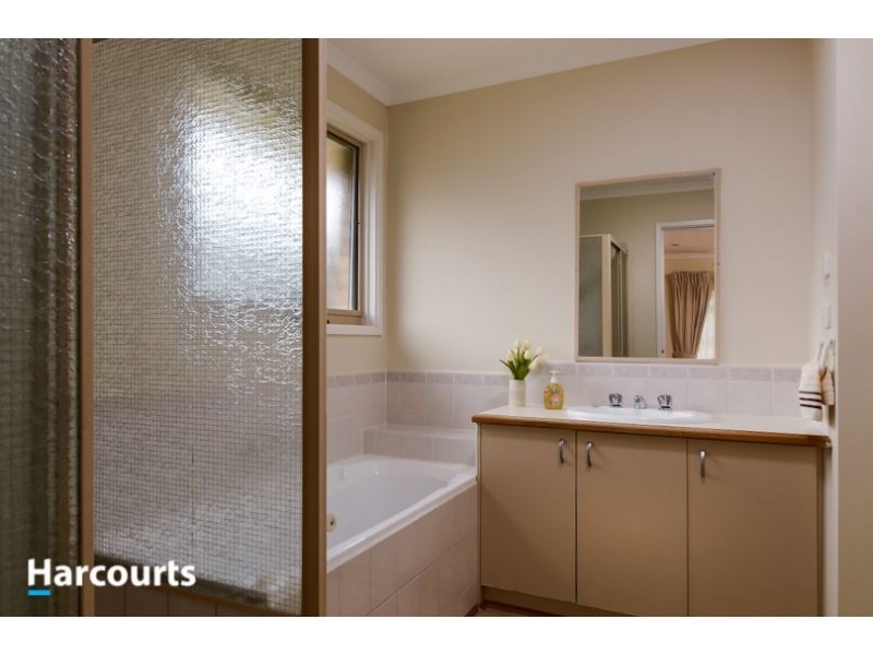 26 Longbeach Close, Aspendale VIC 3195