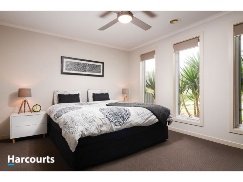 13 Madisson Crescent, Carrum Downs VIC 3201