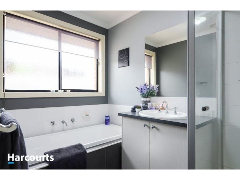 20 Sky Way, Carrum Downs VIC 3201