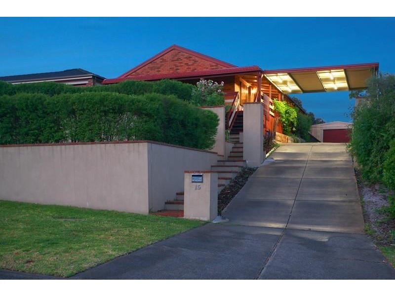 15 Rodney Court, Skye VIC 3977