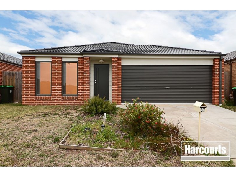 87 Diamond Parade, Skye VIC 3977