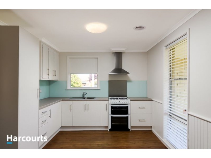 1 Bouvardia Crescent, Frankston North VIC 3200