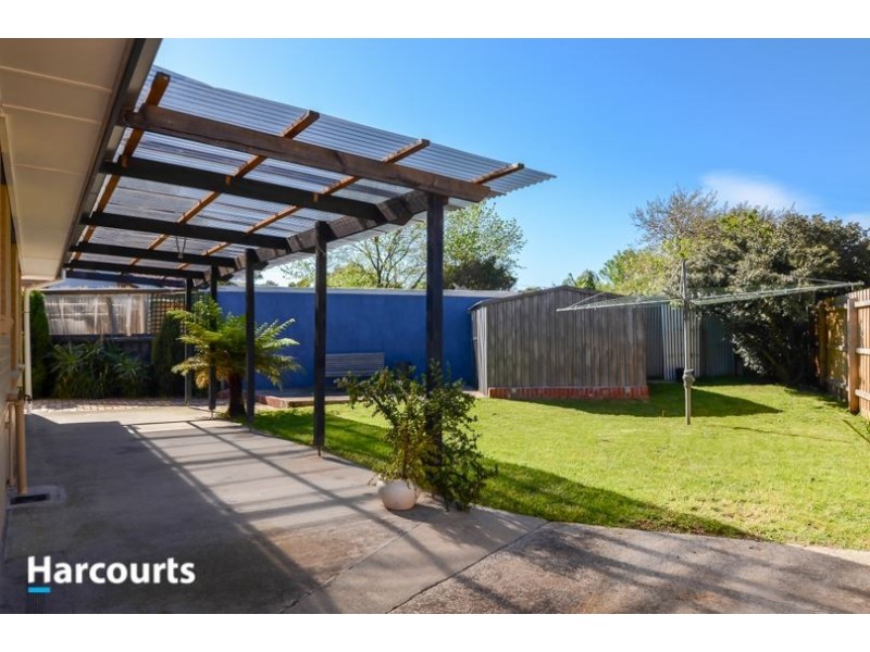 1 Bouvardia Crescent, Frankston North VIC 3200