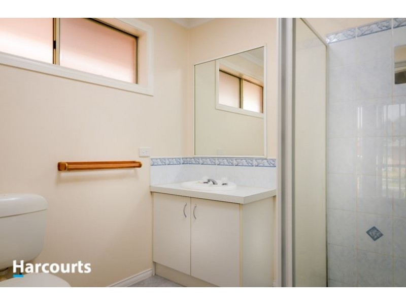 4 Elstar Drive, Carrum Downs VIC 3201