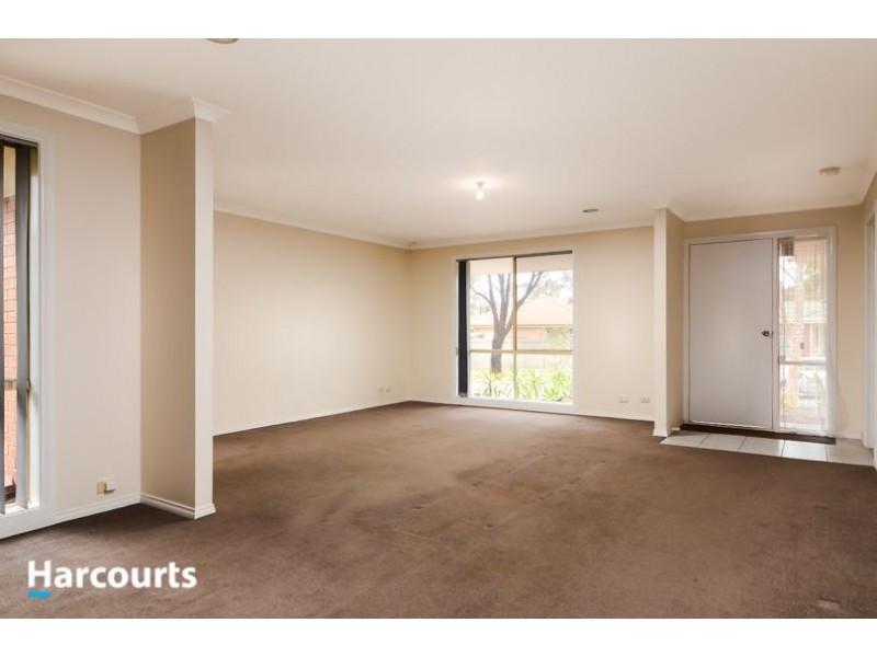 4 Elstar Drive, Carrum Downs VIC 3201