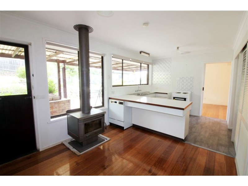 9 Hayden Avenue, Frankston VIC 3199