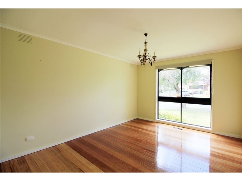 9 Hayden Avenue, Frankston VIC 3199