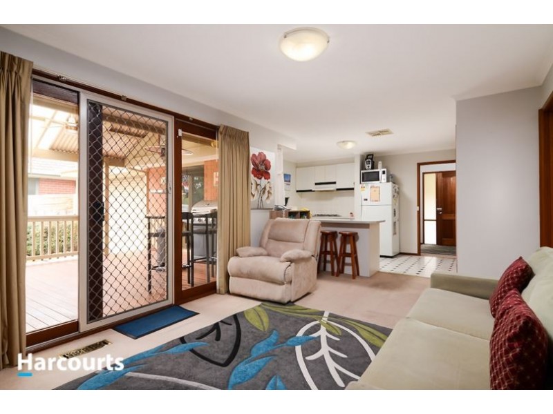 39 Robin Drive, Carrum Downs VIC 3201