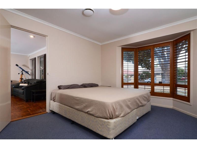 5 Hailes Court, Carrum Downs VIC 3201