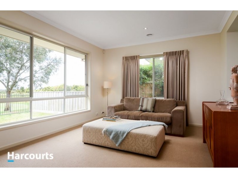 182 Sandhurst Boulevard, Sandhurst VIC 3977