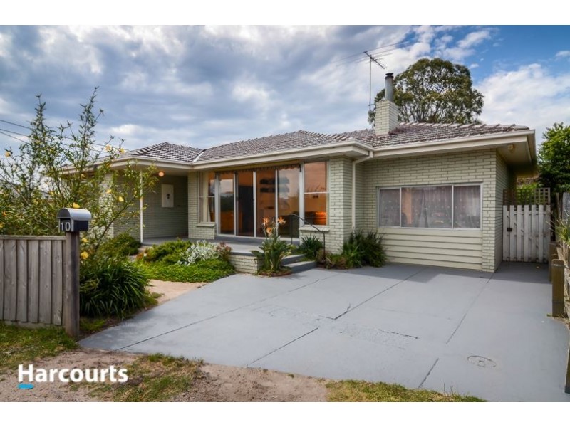 10 Knox Street, Carrum Downs VIC 3201