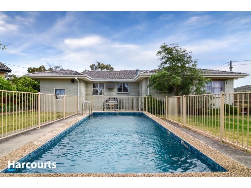 10 Knox Street, Carrum Downs VIC 3201