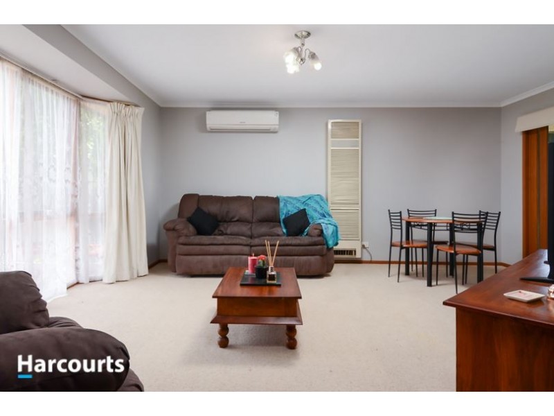 4 Greenslopes Drive, Carrum Downs VIC 3201