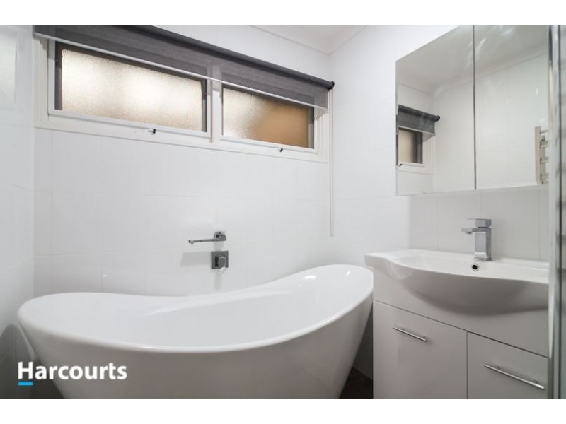 22 Whimbrel Crescent, Carrum Downs VIC 3201