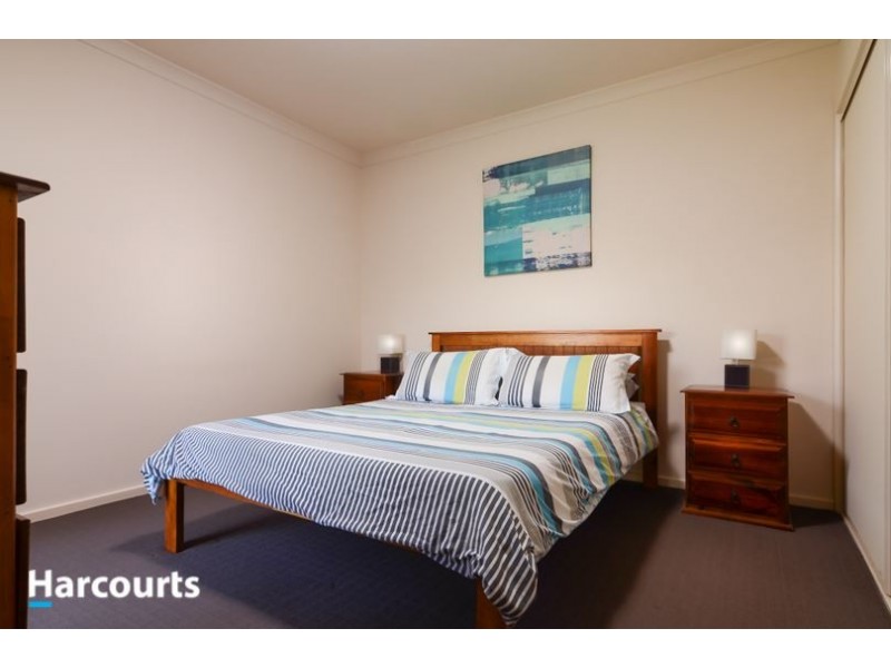 34 Lats Avenue, Carrum Downs VIC 3201