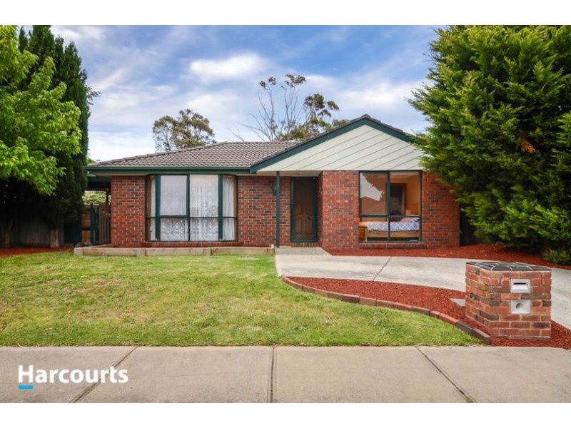 4 Greenslopes Drive, Carrum Downs VIC 3201