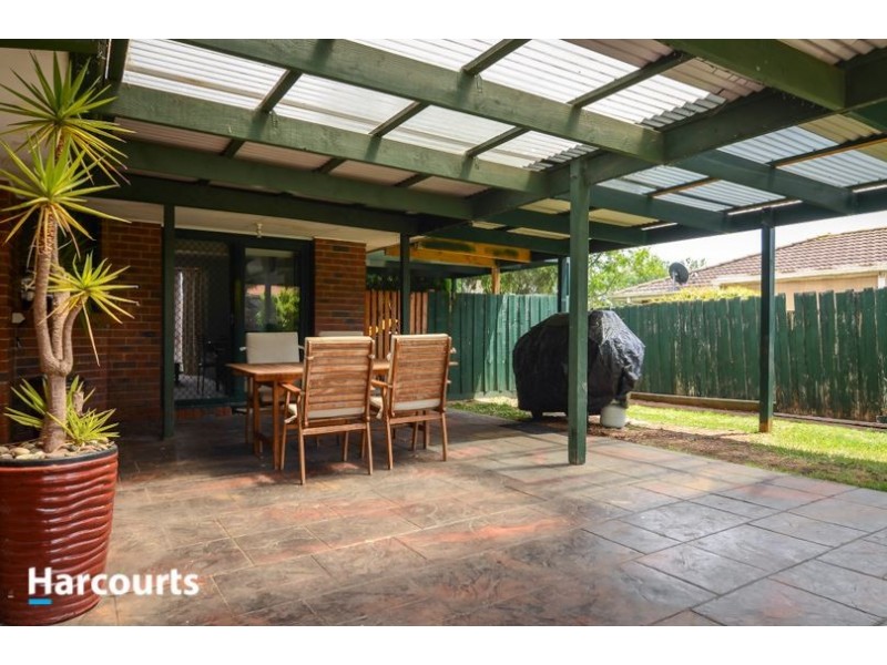 4 Greenslopes Drive, Carrum Downs VIC 3201