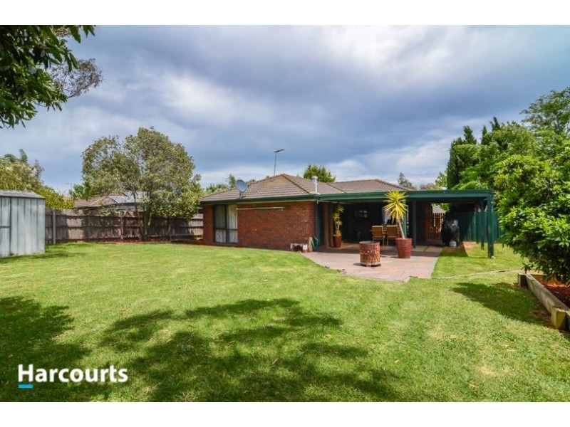 4 Greenslopes Drive, Carrum Downs VIC 3201