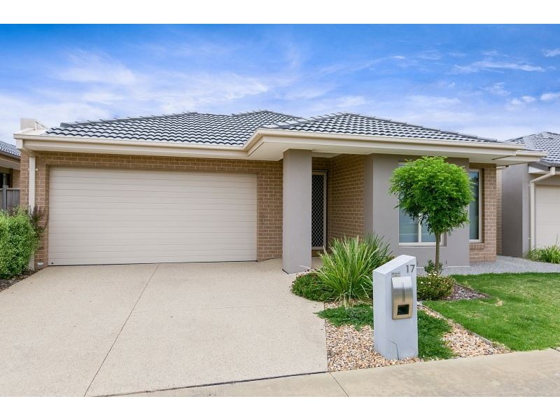 17 Warrego Circuit, Sandhurst VIC 3977