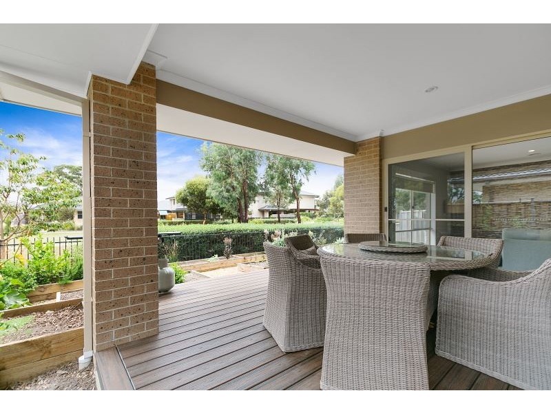 17 Warrego Circuit, Sandhurst VIC 3977