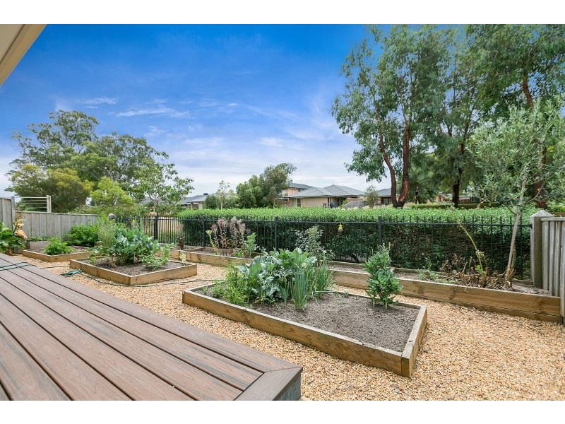 17 Warrego Circuit, Sandhurst VIC 3977