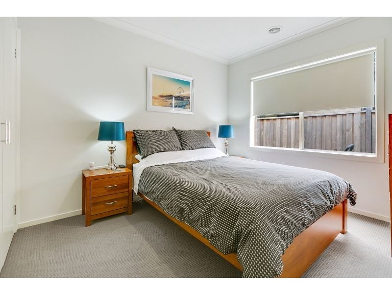 17 Warrego Circuit, Sandhurst VIC 3977