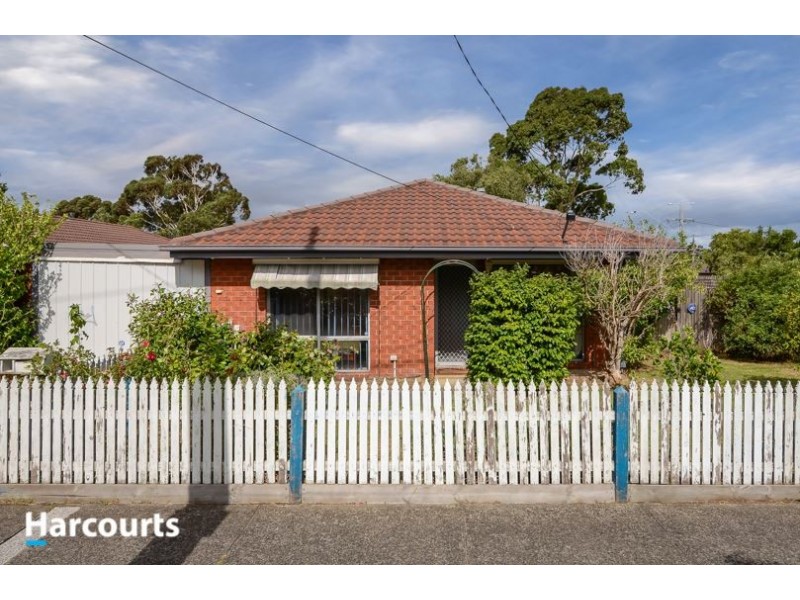 2 Laurel Crescent, Carrum Downs VIC 3201