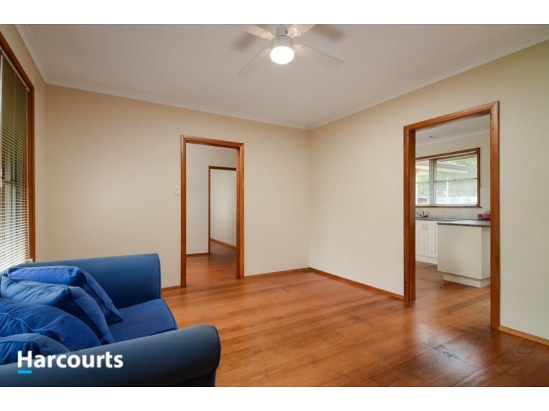 54 Rosemary Crescent, Frankston North VIC 3200