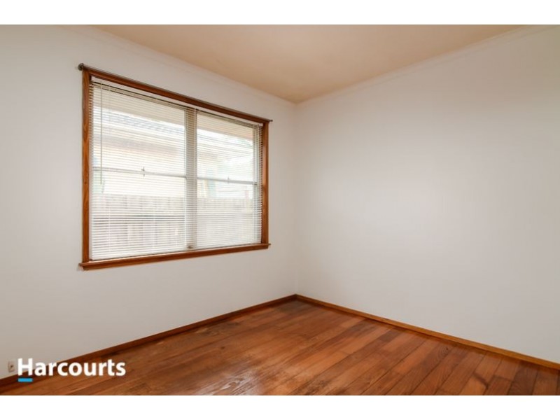 54 Rosemary Crescent, Frankston North VIC 3200