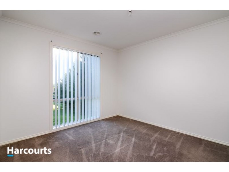 72 Ferndown Drive, Cranbourne VIC 3977