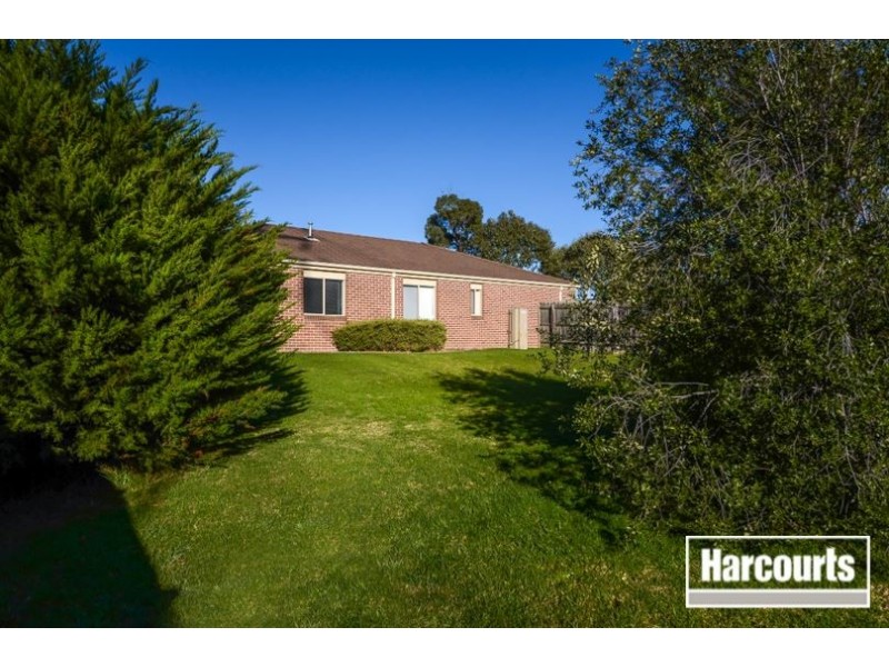 72 Ferndown Drive, Cranbourne VIC 3977