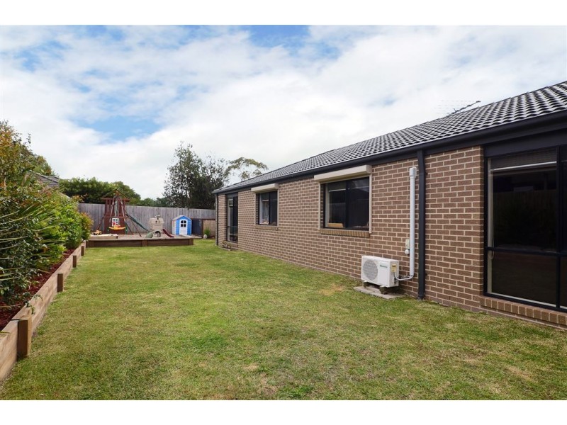 27 Orchard Grove, Tyabb VIC 3913