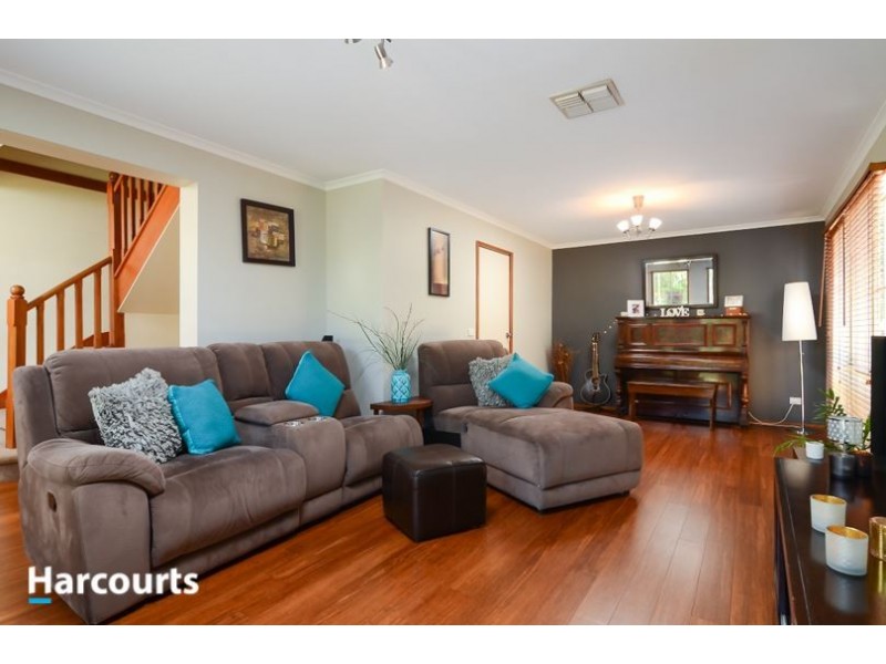 3 Nicole Court, Skye VIC 3977