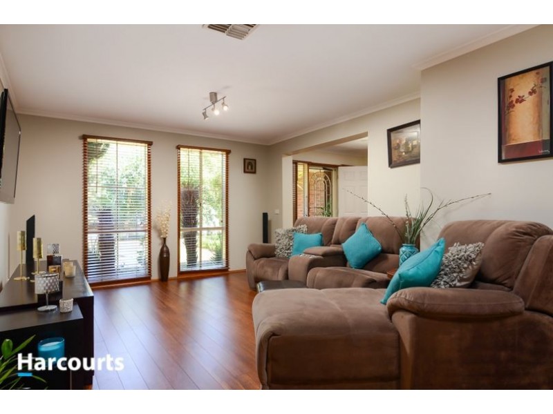 3 Nicole Court, Skye VIC 3977
